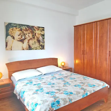 Central Miraflores Apartment *